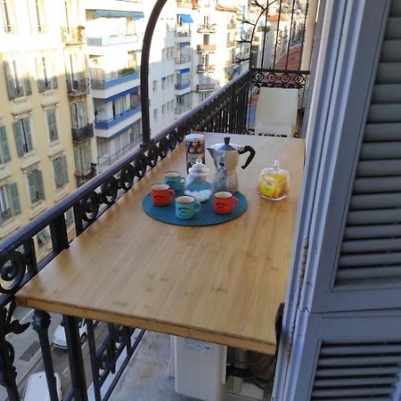 Pretty And Quiet Top Floor 2 Bedroom Flat In The Port Area Of Nice Exterior foto