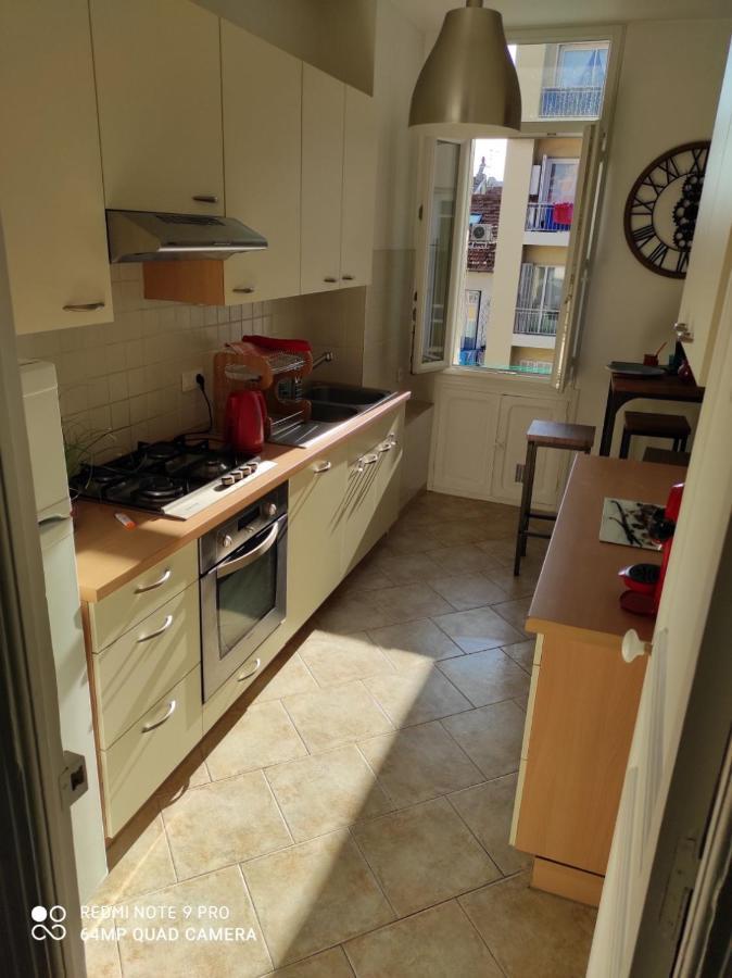 Pretty And Quiet Top Floor 2 Bedroom Flat In The Port Area Of Nice Exterior foto