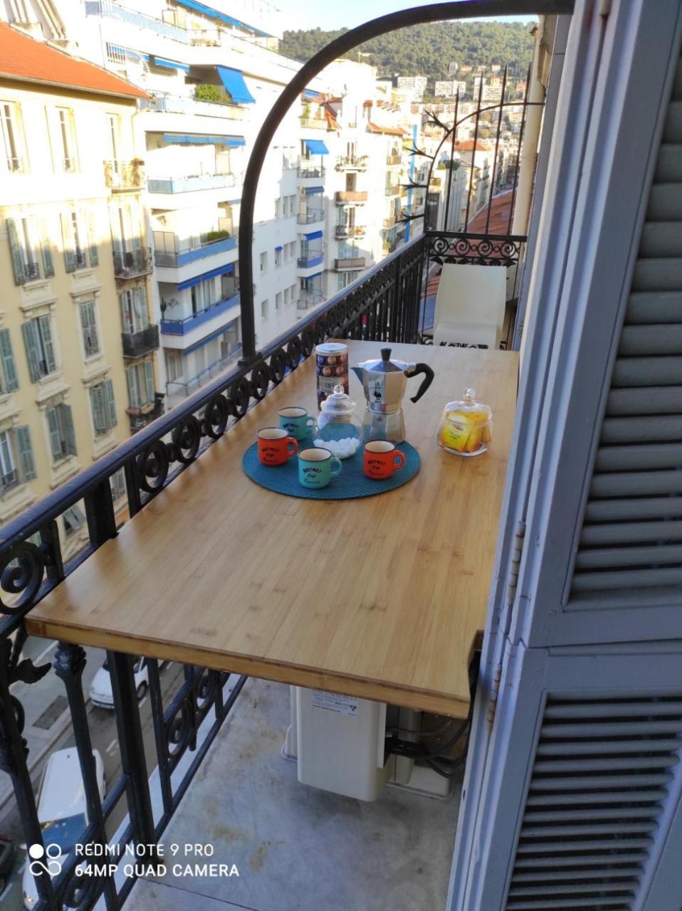 Pretty And Quiet Top Floor 2 Bedroom Flat In The Port Area Of Nice Exterior foto
